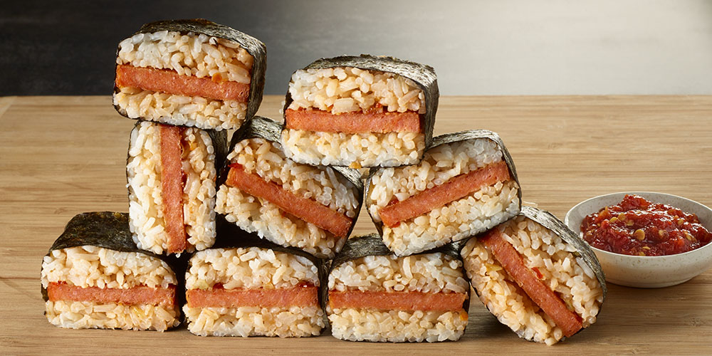 https://www.spam-uk.com/recipe/spicy-chili-garlic-spam-musubi/